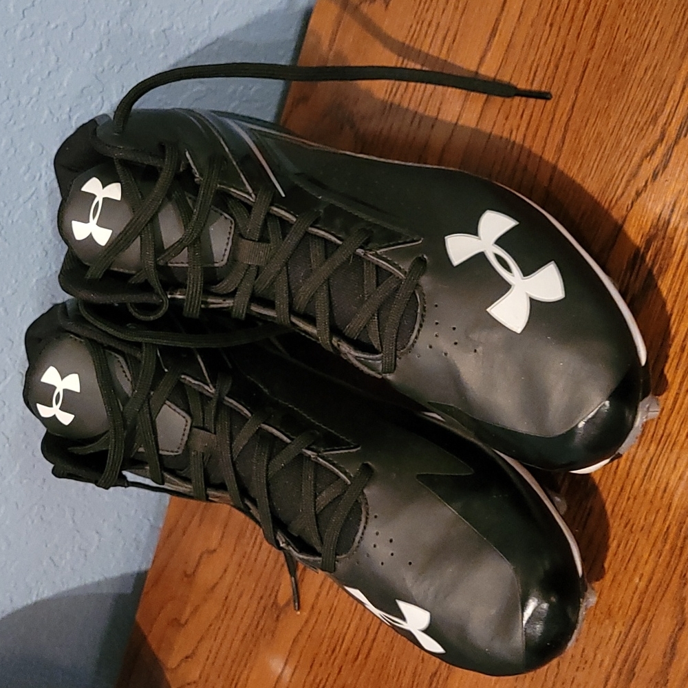 Under Armour Cleats NEW NWOB 11.5